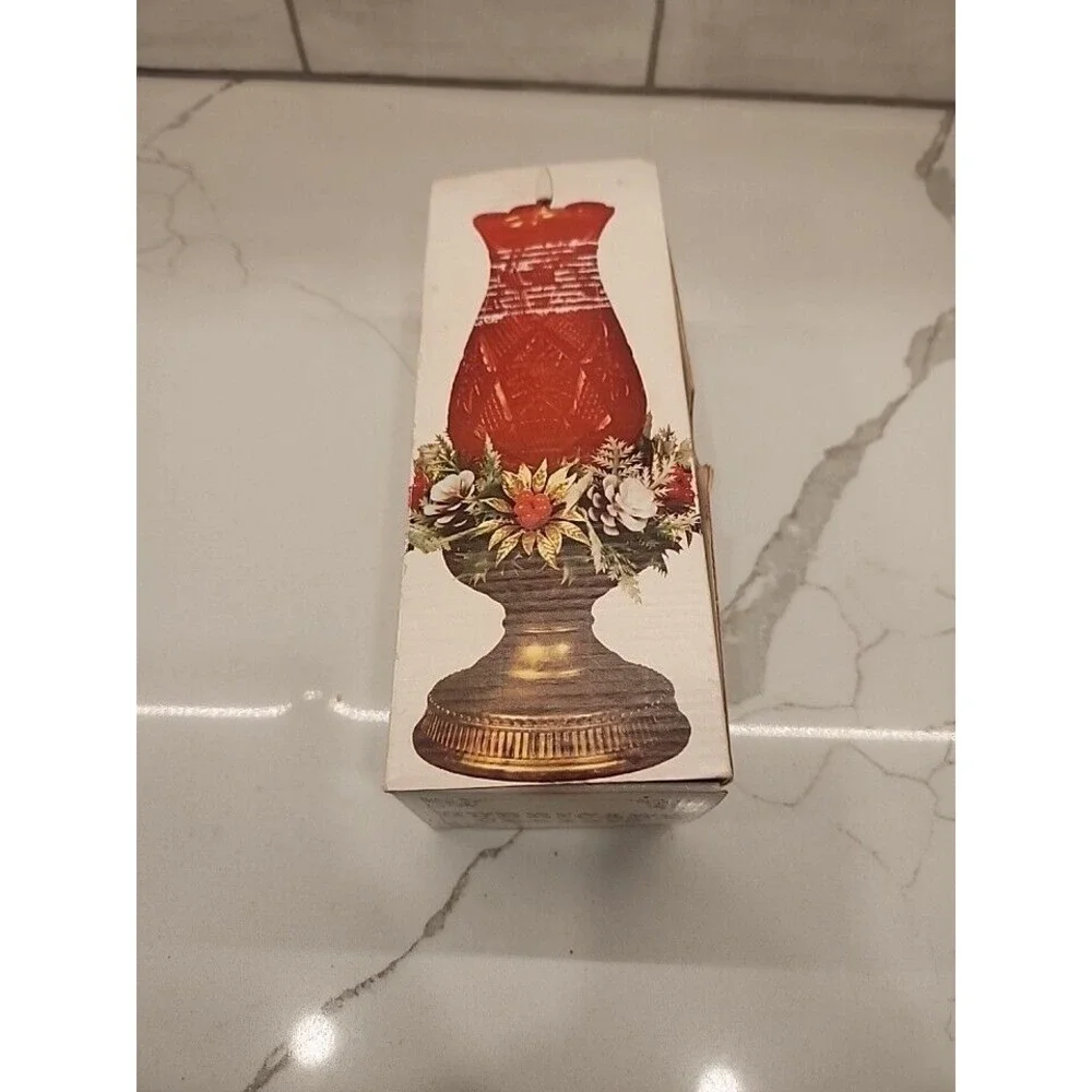1978 Red‎ Hurricane Classic Christmas Candle 8